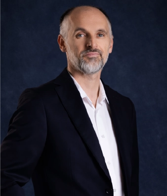 Answer NEXT doradztwo biznesowe i sprzedaży spółki - prezes spółki Grzegorz Bożek